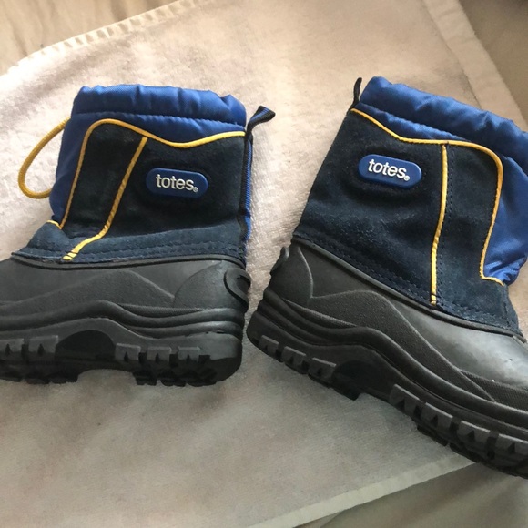 Size toddle 10 totes rain boots - Picture 2 of 6